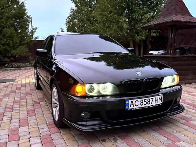 Чорний БМВ 5 Серія, об'ємом двигуна 2.5 л та пробігом 310 тис. км за 4000 $, фото 1 на Automoto.ua
