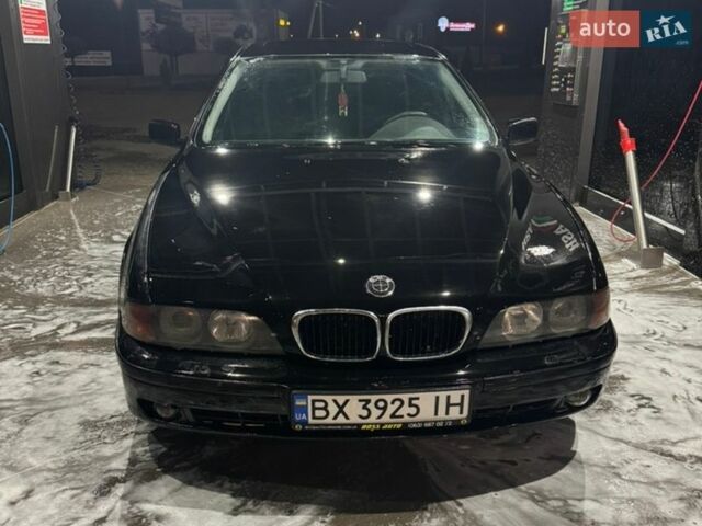 Черный БМВ 5 Серия, объемом двигателя 2.5 л и пробегом 295 тыс. км за 3999 $, фото 1 на Automoto.ua