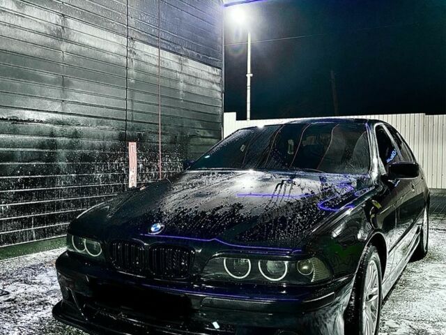 Черный БМВ 5 Серия, объемом двигателя 2.5 л и пробегом 380 тыс. км за 5600 $, фото 1 на Automoto.ua