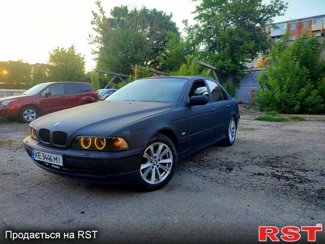 Черный БМВ 5 Серия, объемом двигателя 2.2 л и пробегом 200 тыс. км за 4500 $, фото 1 на Automoto.ua