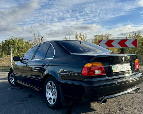 Черный БМВ 5 Серия, объемом двигателя 2.2 л и пробегом 435 тыс. км за 5700 $, фото 1 на Automoto.ua