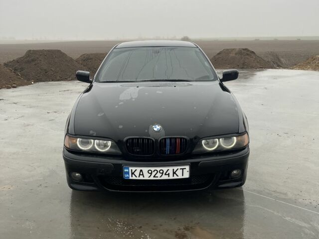 Черный БМВ 5 Серия, объемом двигателя 2.5 л и пробегом 350 тыс. км за 5450 $, фото 1 на Automoto.ua