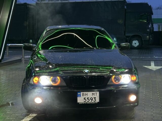 Черный БМВ 5 Серия, объемом двигателя 3 л и пробегом 360 тыс. км за 6700 $, фото 1 на Automoto.ua