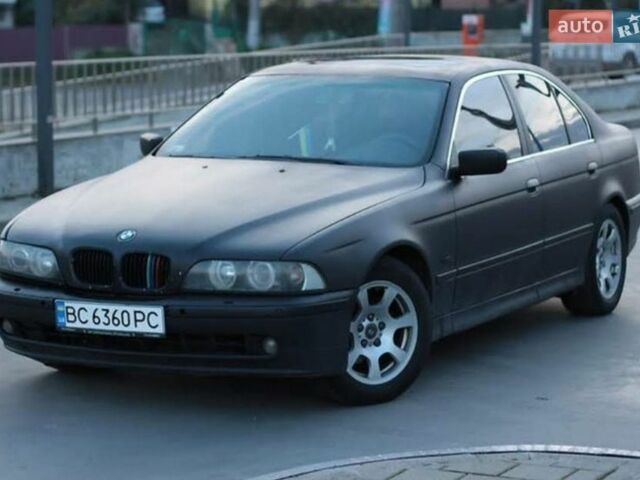 Черный БМВ 5 Серия, объемом двигателя 2 л и пробегом 470 тыс. км за 3500 $, фото 1 на Automoto.ua