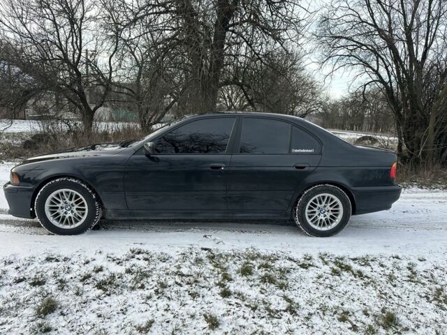 Чорний БМВ 5 Серія, об'ємом двигуна 3 л та пробігом 300 тис. км за 6800 $, фото 1 на Automoto.ua