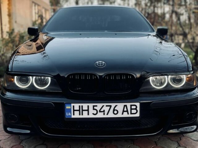 Черный БМВ 5 Серия, объемом двигателя 2.2 л и пробегом 298 тыс. км за 5500 $, фото 1 на Automoto.ua