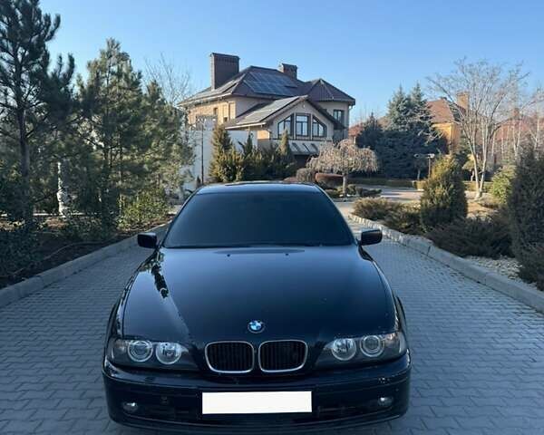 Чорний БМВ 5 Серія, об'ємом двигуна 0 л та пробігом 297 тис. км за 9200 $, фото 1 на Automoto.ua