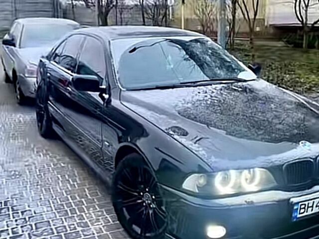 Черный БМВ 5 Серия, объемом двигателя 2.5 л и пробегом 405 тыс. км за 3250 $, фото 1 на Automoto.ua