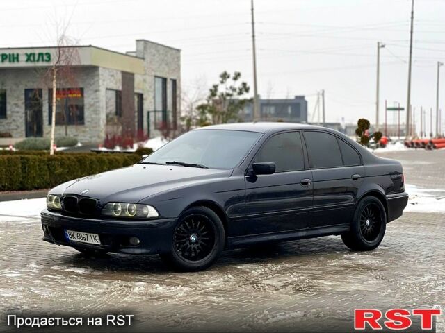 Черный БМВ 5 Серия, объемом двигателя 2.5 л и пробегом 305 тыс. км за 3500 $, фото 1 на Automoto.ua