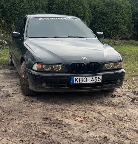 Чорний БМВ 5 Серія, об'ємом двигуна 3 л та пробігом 444 тис. км за 3000 $, фото 1 на Automoto.ua