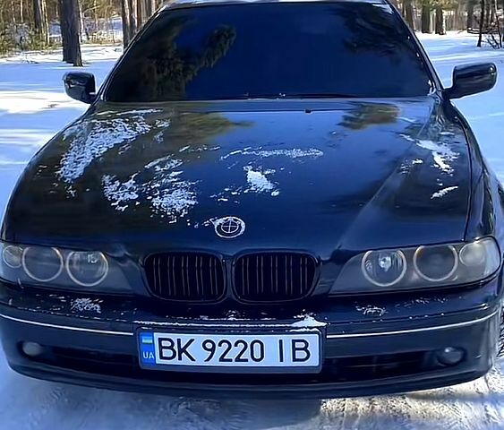 Чорний БМВ 5 Серія, об'ємом двигуна 2.9 л та пробігом 403 тис. км за 3400 $, фото 1 на Automoto.ua