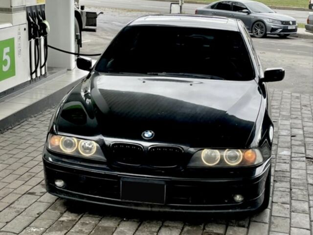 Чорний БМВ 5 Серія, об'ємом двигуна 3 л та пробігом 446 тис. км за 6500 $, фото 1 на Automoto.ua