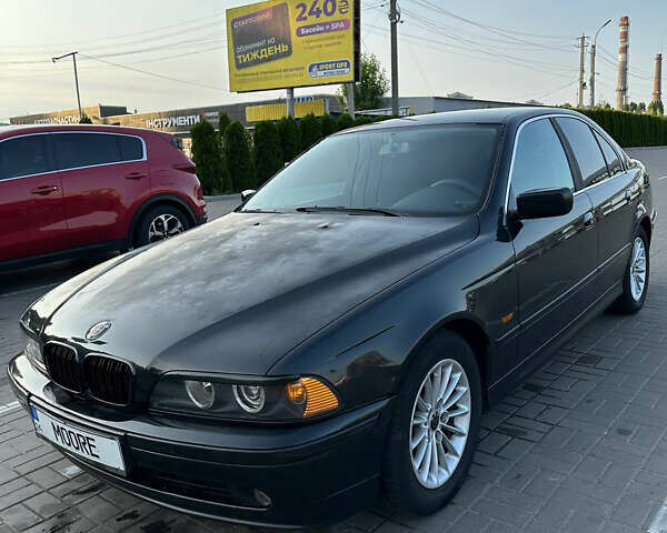 Черный БМВ 5 Серия, объемом двигателя 2.5 л и пробегом 300 тыс. км за 5700 $, фото 1 на Automoto.ua