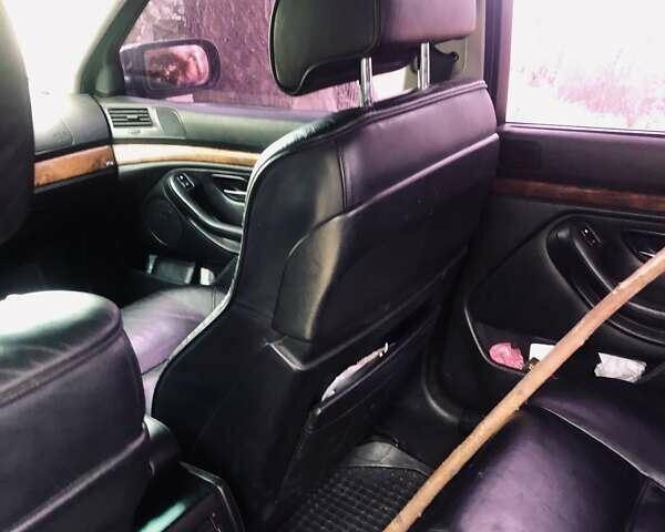 Черный БМВ 5 Серия, объемом двигателя 3 л и пробегом 500 тыс. км за 6000 $, фото 1 на Automoto.ua