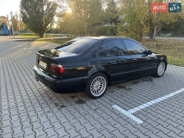 Чорний БМВ 5 Серія, об'ємом двигуна 3 л та пробігом 423 тис. км за 5700 $, фото 1 на Automoto.ua