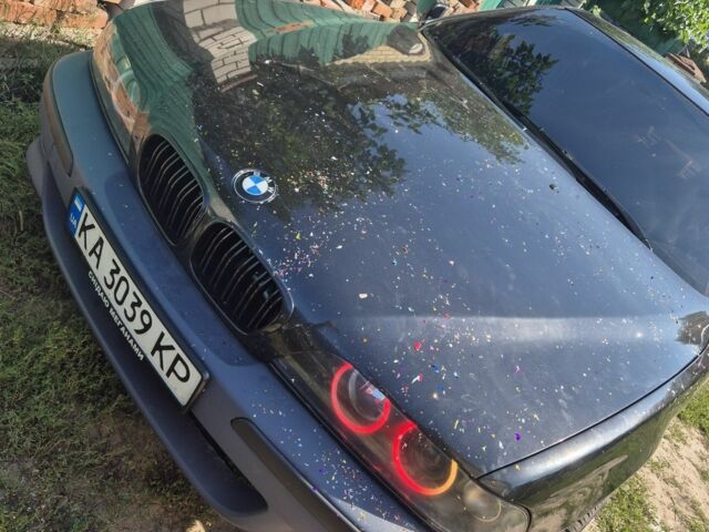 Черный БМВ 5 Серия, объемом двигателя 2.9 л и пробегом 708 тыс. км за 5500 $, фото 1 на Automoto.ua