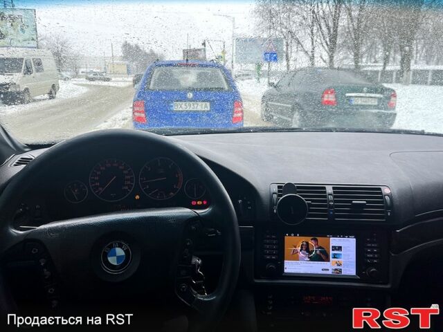 Чорний БМВ 5 Серія, об'ємом двигуна 2.9 л та пробігом 377 тис. км за 5500 $, фото 1 на Automoto.ua