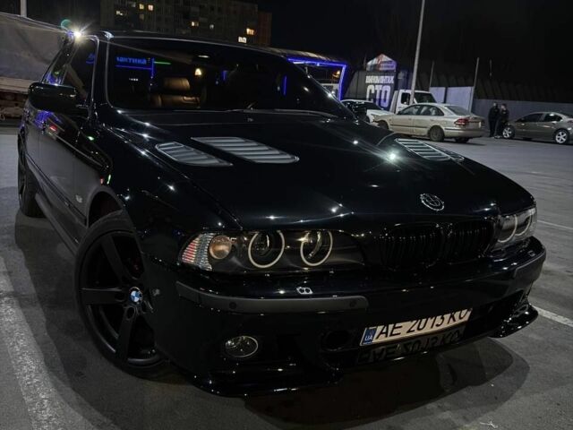 Черный БМВ 5 Серия, объемом двигателя 3 л и пробегом 400 тыс. км за 9000 $, фото 1 на Automoto.ua