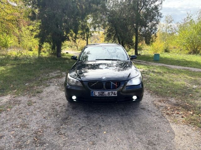 Черный БМВ 5 Серия, объемом двигателя 3 л и пробегом 500 тыс. км за 3350 $, фото 1 на Automoto.ua