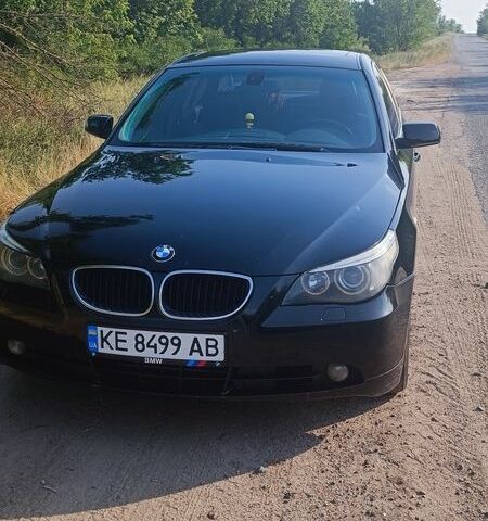 Черный БМВ 5 Серия, объемом двигателя 3 л и пробегом 382 тыс. км за 7600 $, фото 1 на Automoto.ua