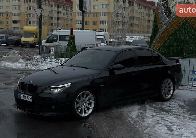 Черный БМВ 5 Серия, объемом двигателя 4.4 л и пробегом 350 тыс. км за 8500 $, фото 1 на Automoto.ua