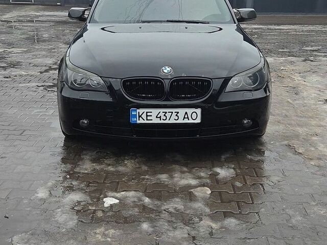Черный БМВ 5 Серия, объемом двигателя 2.5 л и пробегом 445 тыс. км за 8500 $, фото 1 на Automoto.ua