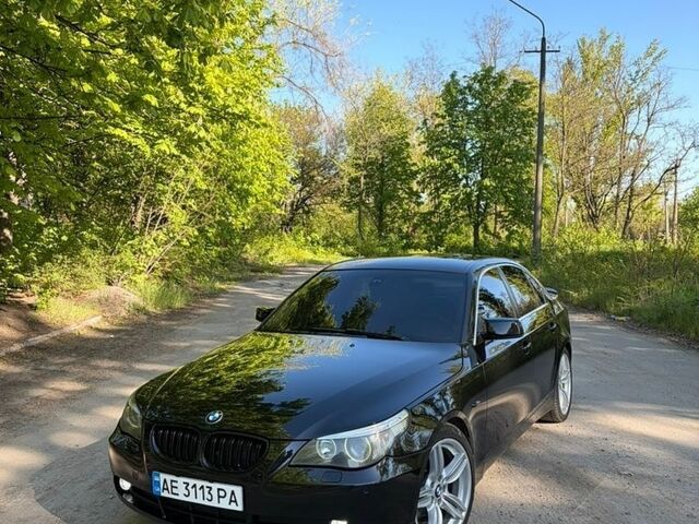 Черный БМВ 5 Серия, объемом двигателя 2.2 л и пробегом 300 тыс. км за 8500 $, фото 1 на Automoto.ua