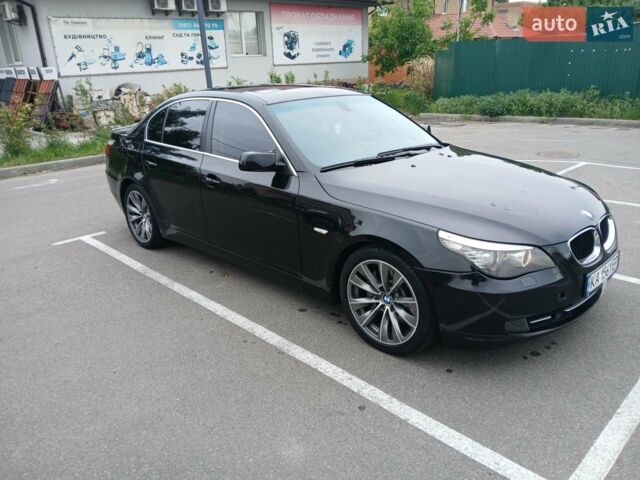 Черный БМВ 5 Серия, объемом двигателя 4.4 л и пробегом 275 тыс. км за 8700 $, фото 1 на Automoto.ua
