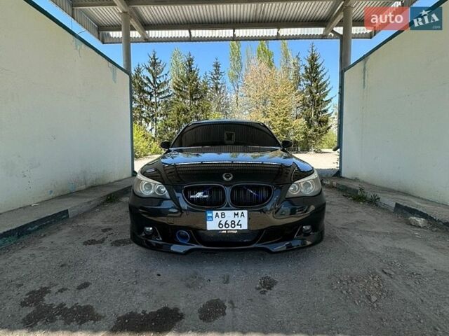 Черный БМВ 5 Серия, объемом двигателя 4.4 л и пробегом 325 тыс. км за 9999 $, фото 1 на Automoto.ua