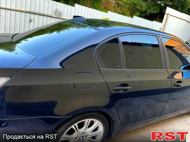 Черный БМВ 5 Серия, объемом двигателя 2.5 л и пробегом 339 тыс. км за 7000 $, фото 1 на Automoto.ua