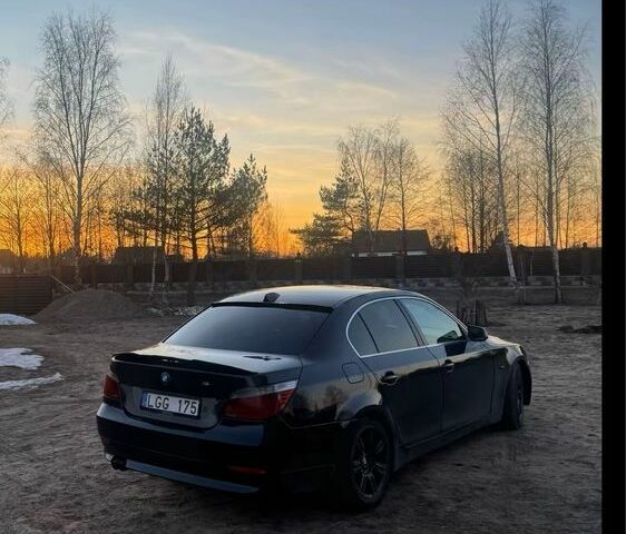 Черный БМВ 5 Серия, объемом двигателя 3 л и пробегом 407 тыс. км за 4100 $, фото 1 на Automoto.ua