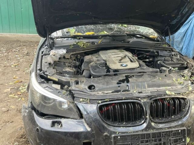 Чорний БМВ 5 Серія, об'ємом двигуна 3 л та пробігом 276 тис. км за 3200 $, фото 1 на Automoto.ua