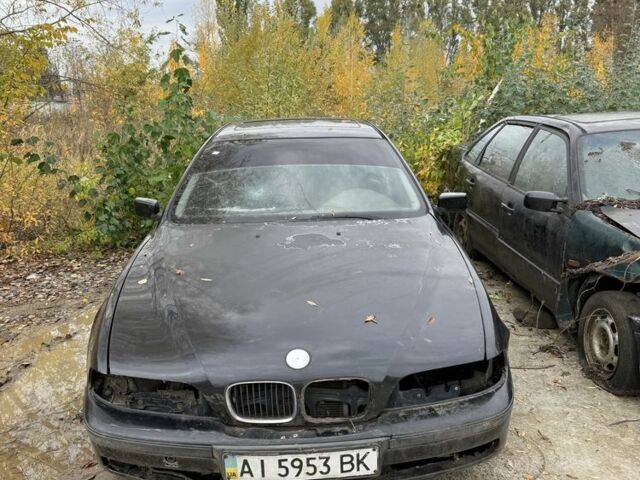 Черный БМВ 5 Серия, объемом двигателя 3 л и пробегом 3 тыс. км за 1000 $, фото 1 на Automoto.ua