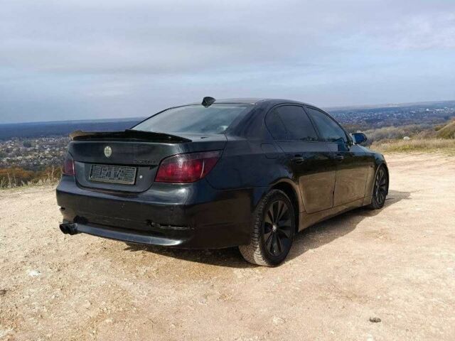 БМВ 5 Серия 2004 в Изюме на Automoto.ua Черный БМВ 5 Серия, объемом двигателя 3 л и пробегом 484 тыс. км за 4300 $, фото 1 на Automoto.ua