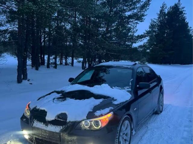 Чорний БМВ 5 Серія, об'ємом двигуна 3 л та пробігом 270 тис. км за 4800 $, фото 1 на Automoto.ua