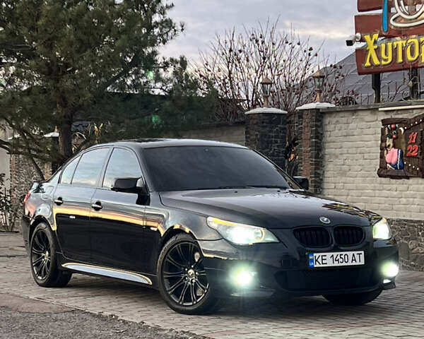 Чорний БМВ 5 Серія, об'ємом двигуна 3 л та пробігом 291 тис. км за 11900 $, фото 1 на Automoto.ua