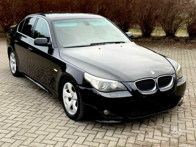 Чорний БМВ 5 Серія, об'ємом двигуна 3 л та пробігом 260 тис. км за 6859 $, фото 1 на Automoto.ua