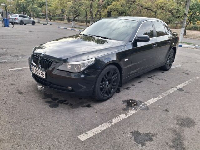 Черный БМВ 5 Серия, объемом двигателя 2.5 л и пробегом 288 тыс. км за 8000 $, фото 1 на Automoto.ua
