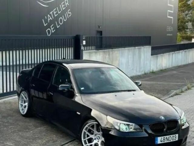 Чорний БМВ 5 Серія, об'ємом двигуна 3 л та пробігом 225 тис. км за 2950 $, фото 1 на Automoto.ua