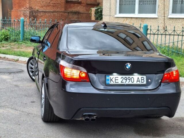Черный БМВ 5 Серия, объемом двигателя 3 л и пробегом 271 тыс. км за 8800 $, фото 1 на Automoto.ua