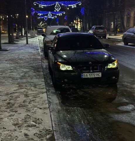 Чорний БМВ 5 Серія, об'ємом двигуна 2 л та пробігом 425 тис. км за 9495 $, фото 1 на Automoto.ua