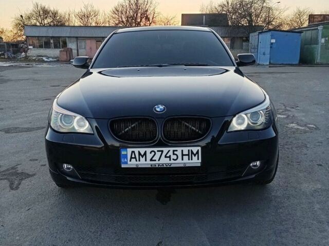 Черный БМВ 5 Серия, объемом двигателя 3 л и пробегом 299 тыс. км за 8700 $, фото 1 на Automoto.ua