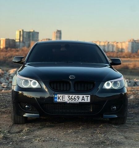 Чорний БМВ 5 Серія, об'ємом двигуна 2.5 л та пробігом 206 тис. км за 9700 $, фото 1 на Automoto.ua