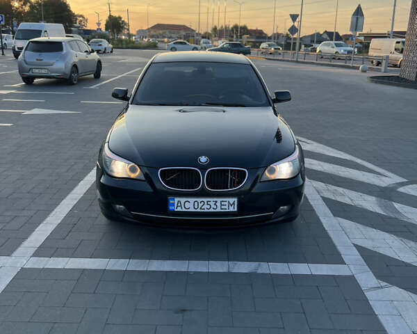 Черный БМВ 5 Серия, объемом двигателя 2 л и пробегом 383 тыс. км за 7400 $, фото 1 на Automoto.ua