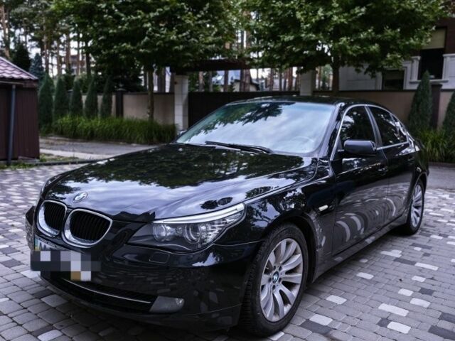 Чорний БМВ 5 Серія, об'ємом двигуна 3 л та пробігом 400 тис. км за 10500 $, фото 1 на Automoto.ua