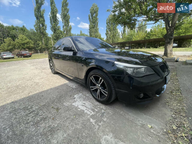 Черный БМВ 5 Серия, объемом двигателя 2.5 л и пробегом 371 тыс. км за 10500 $, фото 1 на Automoto.ua