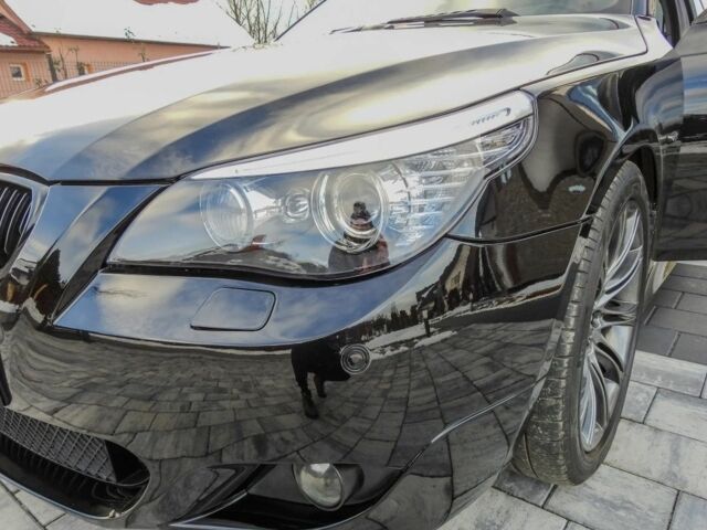 Черный БМВ 5 Серия, объемом двигателя 3 л и пробегом 241 тыс. км за 3300 $, фото 1 на Automoto.ua