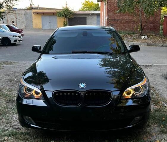 Черный БМВ 5 Серия, объемом двигателя 3 л и пробегом 310 тыс. км за 8687 $, фото 1 на Automoto.ua