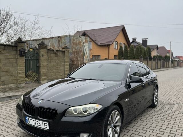 Черный БМВ 5 Серия, объемом двигателя 2 л и пробегом 300 тыс. км за 12999 $, фото 1 на Automoto.ua
