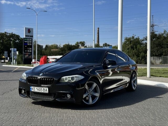 Черный БМВ 5 Серия, объемом двигателя 3 л и пробегом 161 тыс. км за 13000 $, фото 1 на Automoto.ua